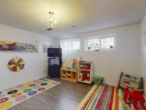 15004 88 Street, Edmonton, AB - Indoor