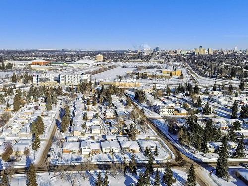 11332 57 Avenue, Edmonton, AB - Outdoor With View