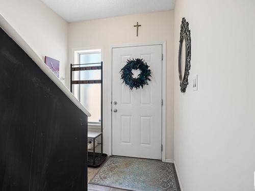 34 451 Hyndman Crescent, Edmonton, AB - Indoor Photo Showing Other Room