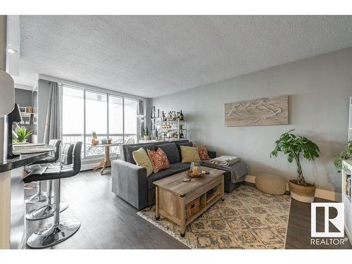 2204 9909 104 Street, Edmonton, AB - Indoor Photo Showing Living Room