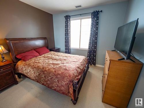 240 2503 Hanna Crescent, Edmonton, AB - Indoor Photo Showing Bedroom