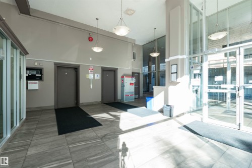 1109 9730 106 Street, Edmonton, AB - Indoor Photo Showing Other Room