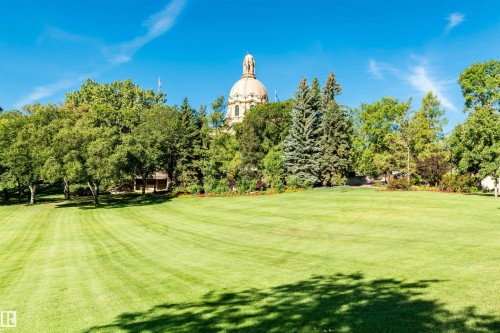 1109 9730 106 Street, Edmonton, AB - Outdoor