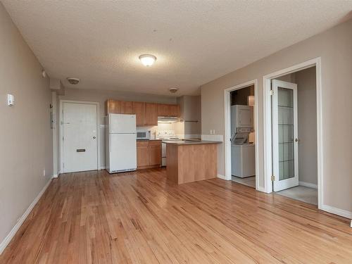 1109 9730 106 Street, Edmonton, AB - Indoor Photo Showing Kitchen