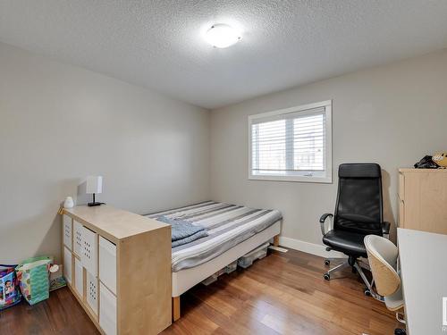 3007 Macneil Way, Edmonton, AB - Indoor Photo Showing Bedroom