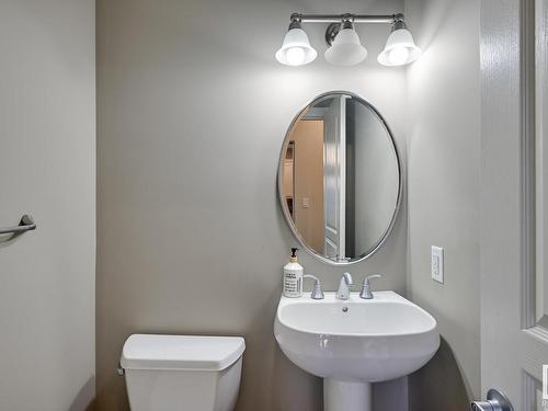 3007 Macneil Way, Edmonton, AB - Indoor Photo Showing Bathroom