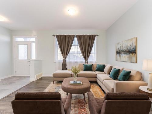 1435 167 Street, Edmonton, AB - Indoor Photo Showing Living Room