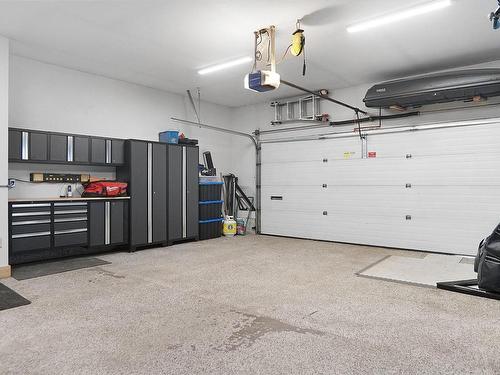 17531 53 Avenue, Edmonton, AB - Indoor Photo Showing Garage