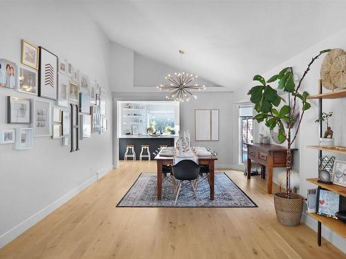 17531 53 Avenue, Edmonton, AB - Indoor Photo Showing Dining Room