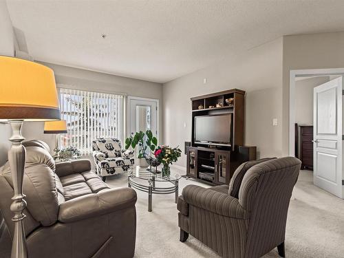 3205 7347 South Terwillegar Drive, Edmonton, AB - Indoor Photo Showing Living Room