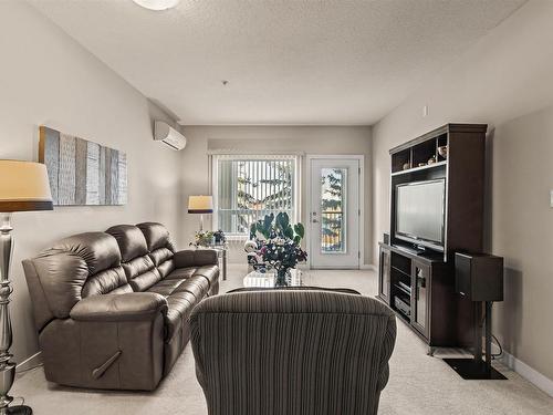 3205 7347 South Terwillegar Drive, Edmonton, AB - Indoor Photo Showing Living Room