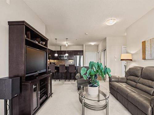 3205 7347 South Terwillegar Drive, Edmonton, AB - Indoor Photo Showing Living Room