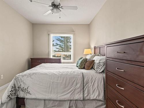 3205 7347 South Terwillegar Drive, Edmonton, AB - Indoor Photo Showing Bedroom