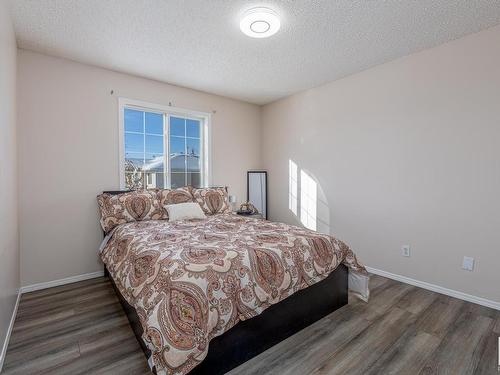 15 6608 158 Avenue, Edmonton, AB - Indoor Photo Showing Bedroom