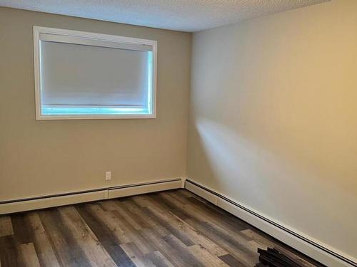 104 10149 83 Avenue Nw, Edmonton, AB - Indoor Photo Showing Other Room