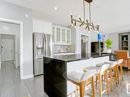 16516 131 Street, Edmonton, AB - Indoor Photo Showing Dining Room