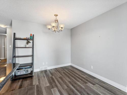 10319 172 Avenue Nw, Edmonton, AB - Indoor Photo Showing Other Room