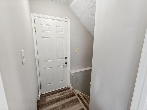 10319 172 Avenue Nw, Edmonton, AB - Indoor Photo Showing Other Room