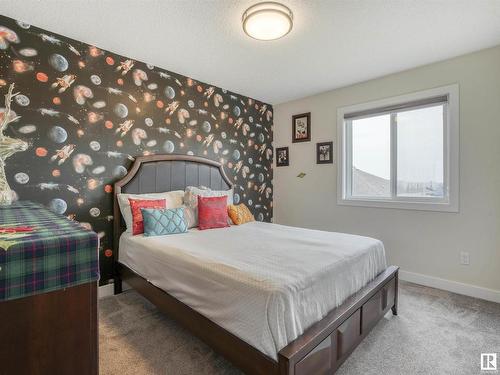 5320 22 Avenue, Edmonton, AB - Indoor Photo Showing Bedroom