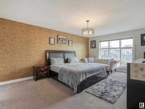 5320 22 Avenue, Edmonton, AB - Indoor Photo Showing Bedroom