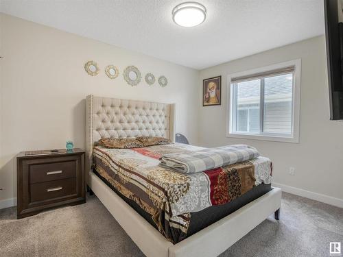 5320 22 Avenue, Edmonton, AB - Indoor Photo Showing Bedroom