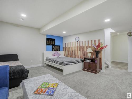 5320 22 Avenue, Edmonton, AB - Indoor Photo Showing Bedroom