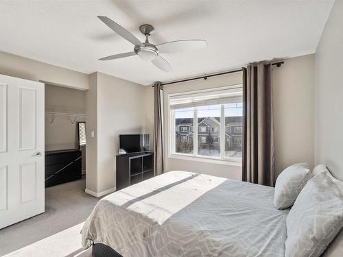 4 320 Secord Boulevard, Edmonton, AB - Indoor Photo Showing Bedroom