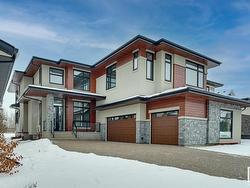 7179 MAY Crescent  Edmonton, AB T6R 0V8