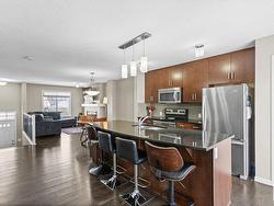 29 4050 SAVARYN Drive  Edmonton, AB T6X 1R8