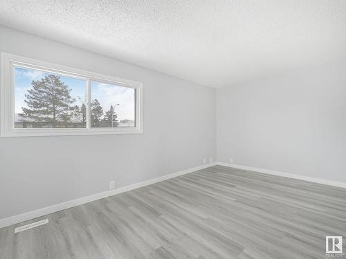 18154 93 Avenue, Edmonton, AB - Indoor Photo Showing Other Room