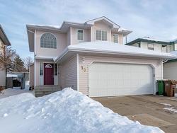 30 HAWTHORNE Crescent  St. Albert, AB T8N 6N5