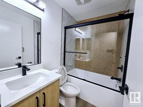 1135 49A Street, Edmonton, AB - Indoor Photo Showing Bathroom