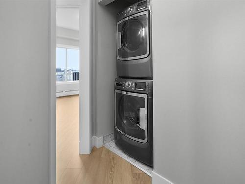 410 3719 Whitelaw Lane, Edmonton, AB - Indoor Photo Showing Laundry Room