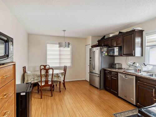 5807 11 Ave, Edmonton, AB - Indoor Photo Showing Kitchen