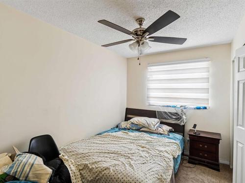 5807 11 Ave, Edmonton, AB - Indoor Photo Showing Bedroom