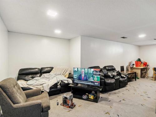 5807 11 Ave, Edmonton, AB - Indoor Photo Showing Basement