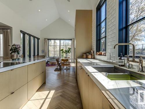 14305 Summit Drive, Edmonton, AB - Indoor Photo Showing Kitchen