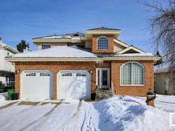 445 WHISTON Way  Edmonton, AB T6M 2C9