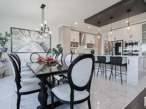 880 Ebbers Crescent, Edmonton, AB - Indoor Photo Showing Dining Room