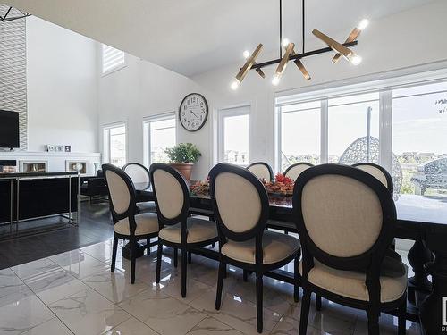 880 Ebbers Crescent, Edmonton, AB - Indoor Photo Showing Dining Room