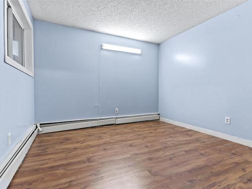 405 1620 48 Street, Edmonton, AB - Indoor Photo Showing Other Room