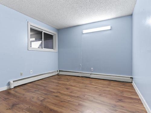 405 1620 48 Street, Edmonton, AB - Indoor Photo Showing Other Room