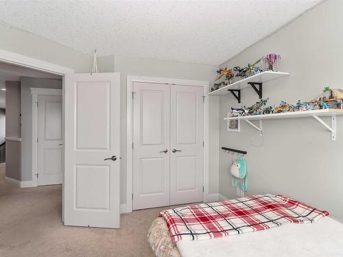 1532 Cunningham Cape, Edmonton, AB - Indoor Photo Showing Bedroom