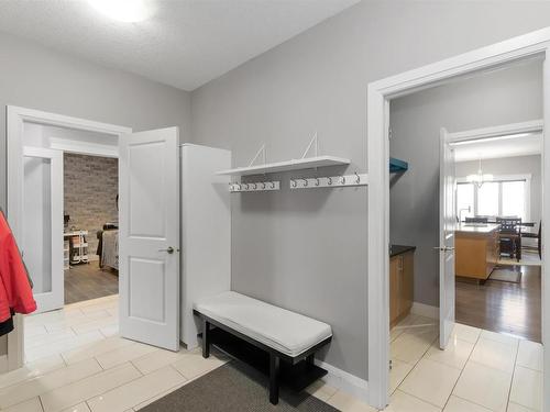 1532 Cunningham Cape, Edmonton, AB - Indoor