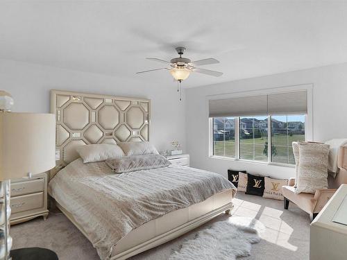 7527 173 Avenue, Edmonton, AB - Indoor Photo Showing Bedroom