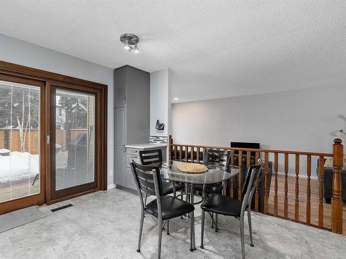 630 Henderson Street, Edmonton, AB - Indoor Photo Showing Dining Room