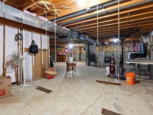 630 Henderson Street, Edmonton, AB - Indoor Photo Showing Basement