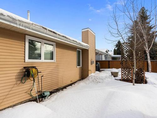 630 Henderson Street, Edmonton, AB - Outdoor With Exterior