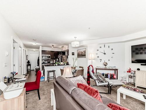 104 12045 22 Avenue, Edmonton, AB - Indoor Photo Showing Living Room