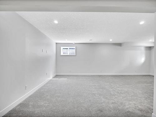 24 104 Allard Link, Edmonton, AB - Indoor Photo Showing Other Room